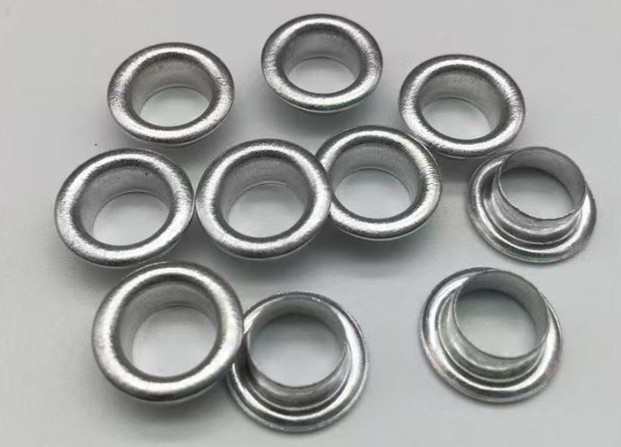 Forskellige materiale af eyelets