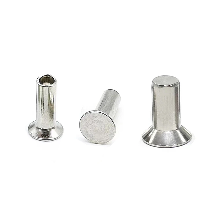 Halvhule nitter med forsænket hoved