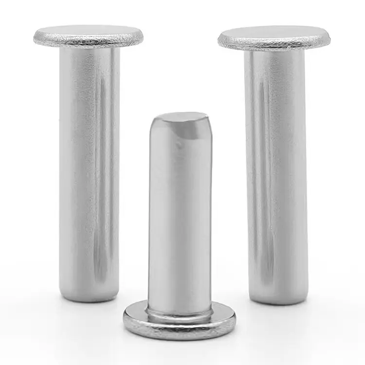Fladt hoved solid nitter